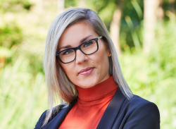 250 intro Kirsten de Bruijn crop